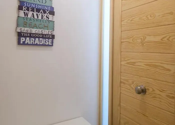 Con Terraza Vistas Al Mar. דירה *