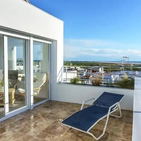 Con Terraza Vistas Al Mar. דירה